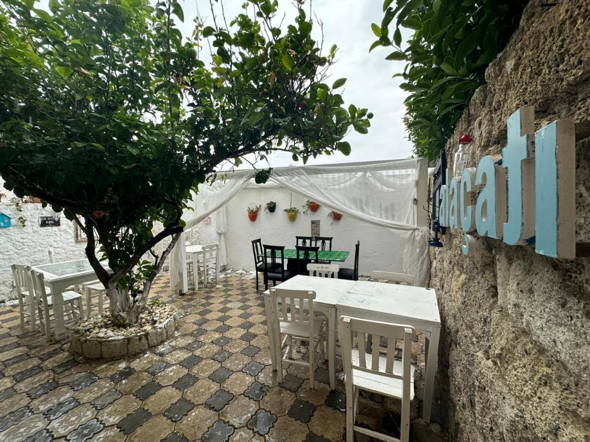Monat Otel Hacimemis Алачати Экстерьер фото